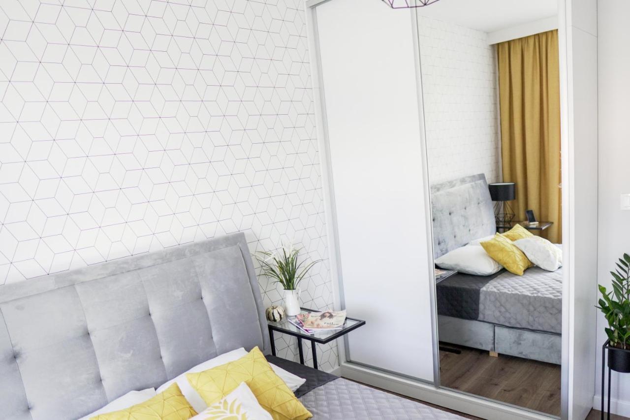 Vizzit Us Premium Apartments Varsavia Esterno foto