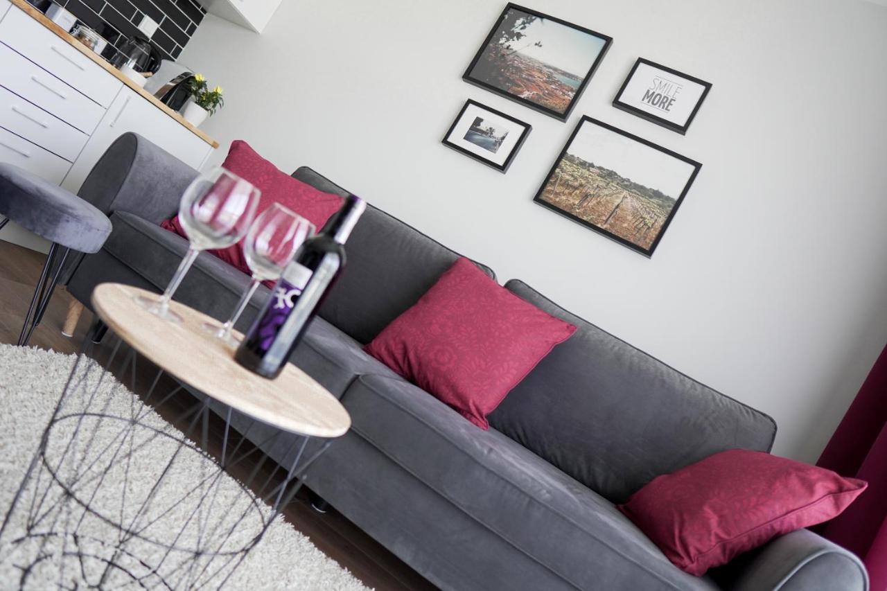 Vizzit Us Premium Apartments Varsavia Esterno foto